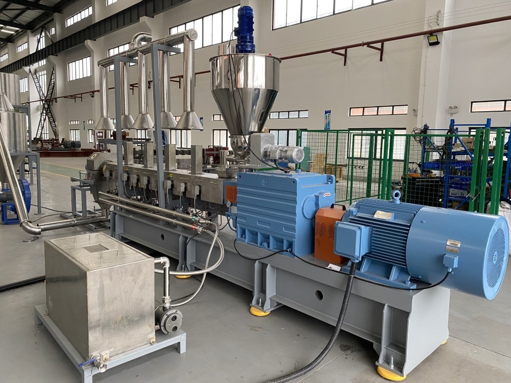 BỘ ĐIỀU KHIỂN NHIỆT ĐỘ ỨNG DỤNG TRONG MÁY ĐÙN NHỰA