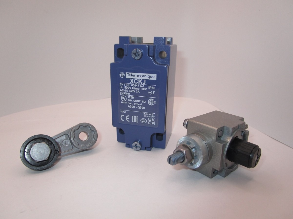 C&Ocirc;NG TẮC H&Agrave;NH TR&Igrave;NH TELEMECANIQUE XCKJ10559H29