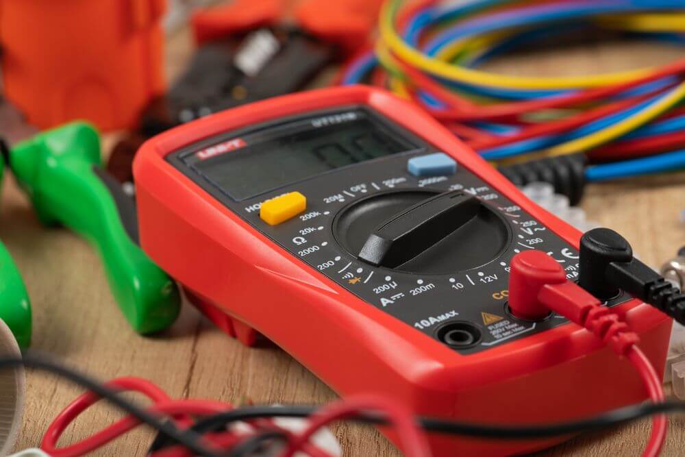 ĐỒNG HỒ VẠN NĂNG V&Agrave; ỨNG DỤNG THỰC TẾ