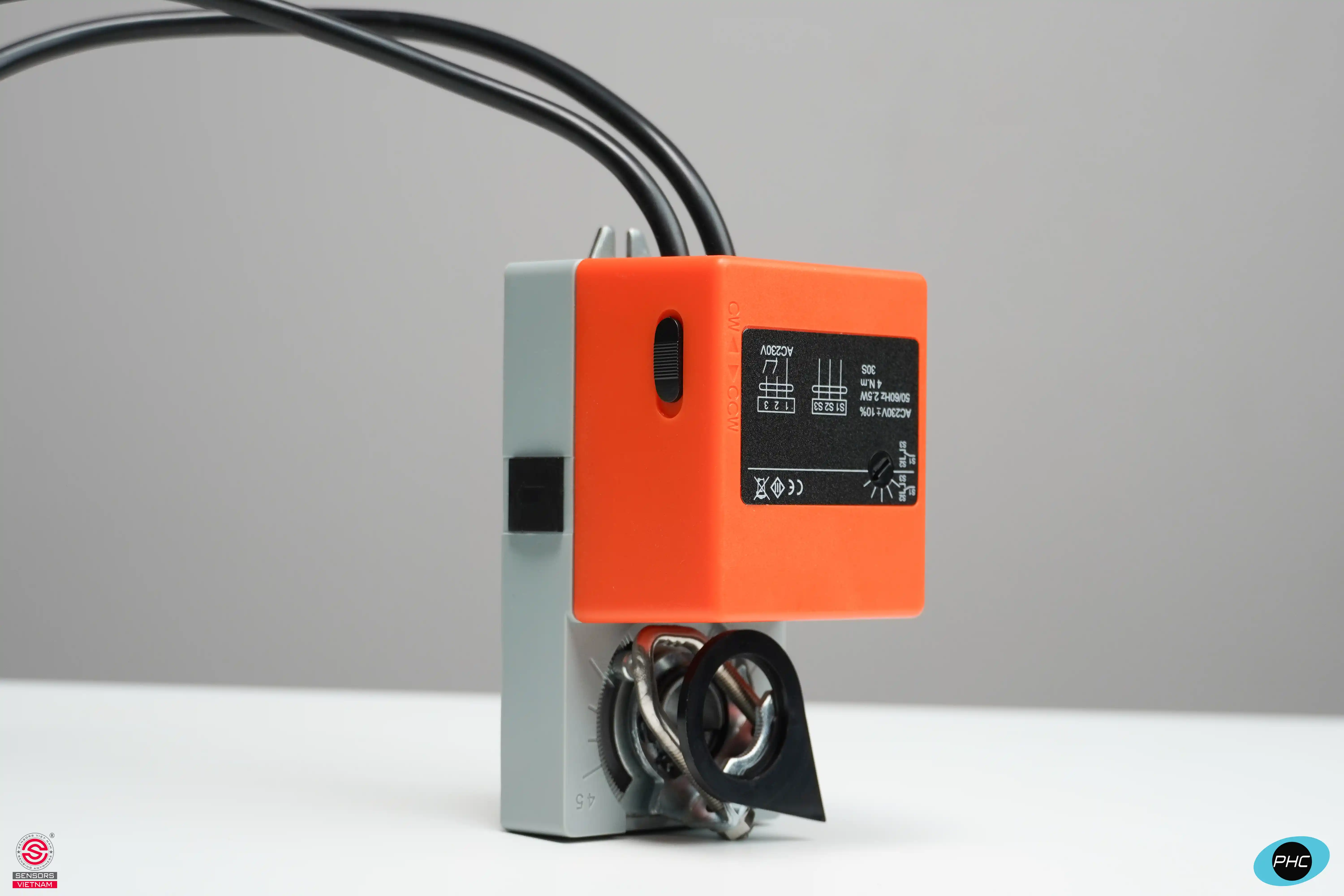 ĐỘNG CƠ VAN GIÓ PHC 4NM 5004N-230-S THIẾT KẾ GỌN GÀNG VÀ CHẮC CHẮN